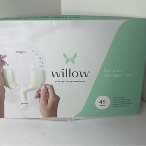 Willow Mint Green Spill-Proof Milk Bags 4 oz